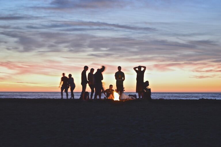 Navigating Complex Discussions With Mutual Respect
